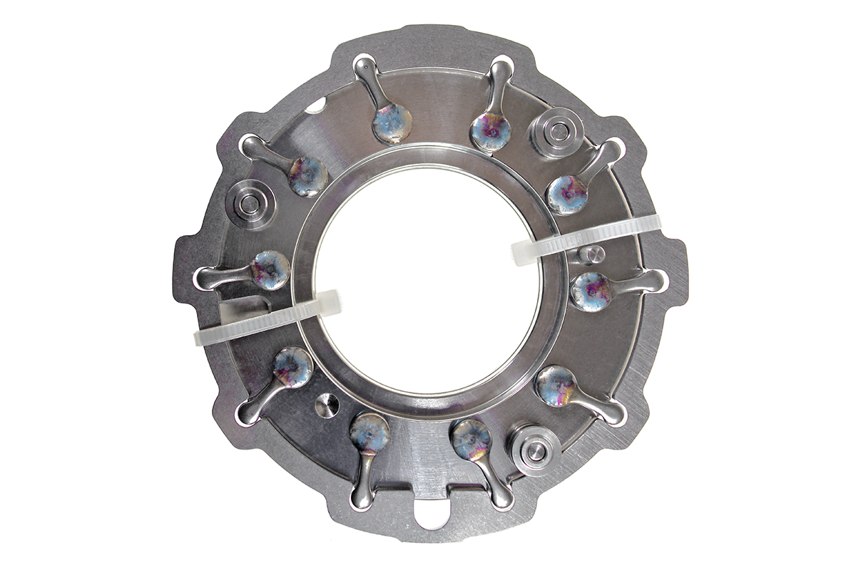 zmienna geometria turbo 780708 corolla 1.4 d 4d cd68e4498a37c0fd8b36183421c28012